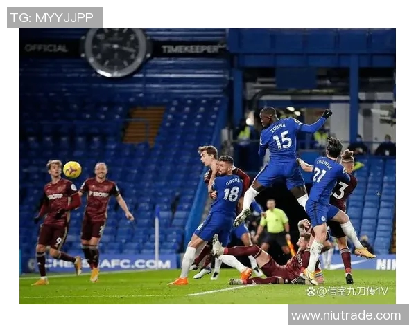 巴萨球星诺坎普因伤将缺席下两轮比赛,球队实力大受影响 巴萨球星诺坎普因伤将缺席下两轮比赛,球队实力大受影响